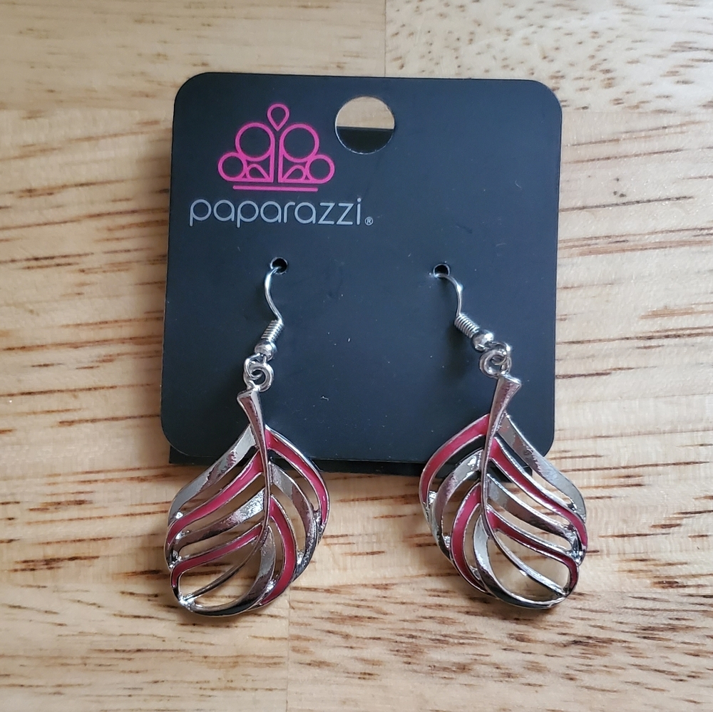 Paparazzi Go, FLIGHT, Win Earrings